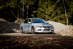 Jízda v závodním Mitsubishi Lancer EVO IX