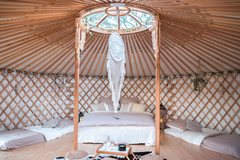 Glamping Boho jurta v Kostici u Břeclavi - interiér