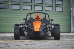 Jízda v Ariel Atom 4 na velkém závodním Masarykově okruhu v Brně