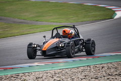 Jízda v Ariel Atom 4 na velkém závodním Masarykově okruhu v Brně