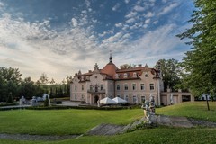 Kouzelný pobyt plný pohádek v areálu Hotelu Zámek Berchtold pro celou rodinu na 2 noci