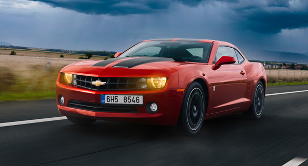 Jízda v Chevrolet Camaro 2013 V6 Choceň