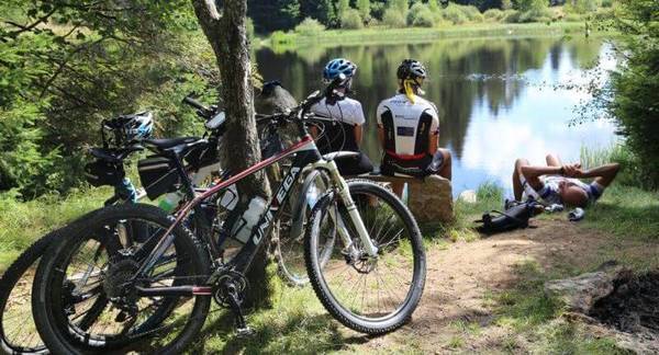 Cyklistická venkovní úniková hra krásnou Šumavou okolo Lipna