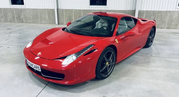 Jízda ve Ferrari 458 Italia v Brně